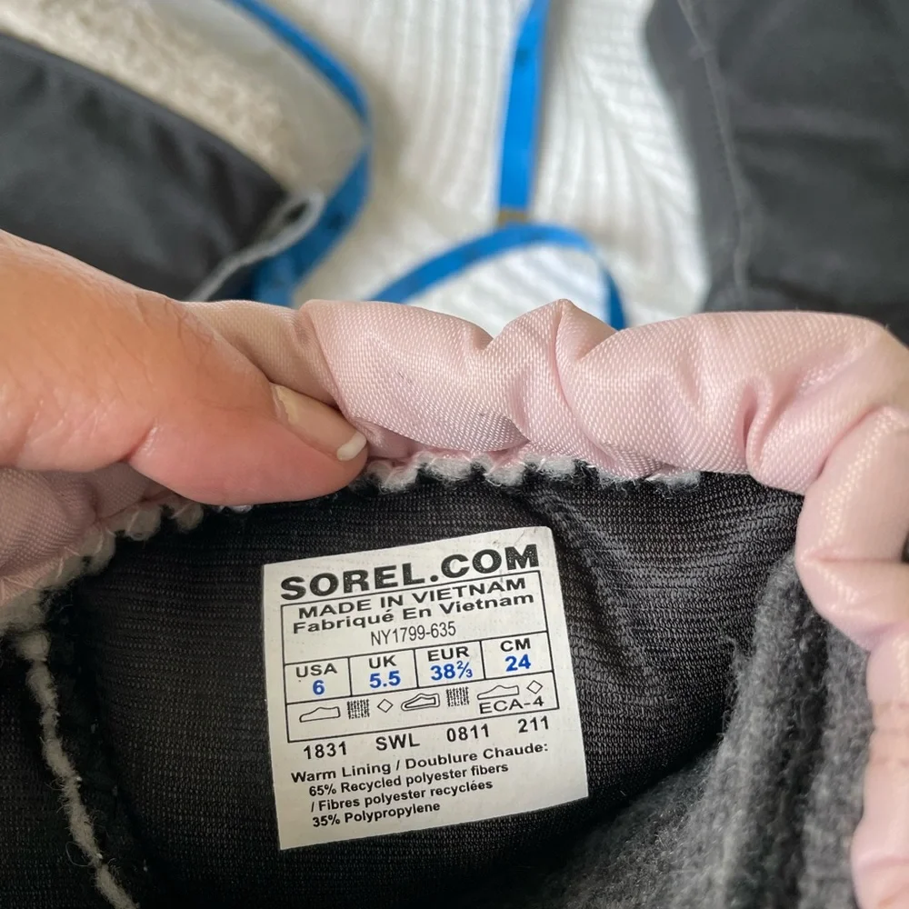 Sorel Color Block Youth Winter Boots Size 6